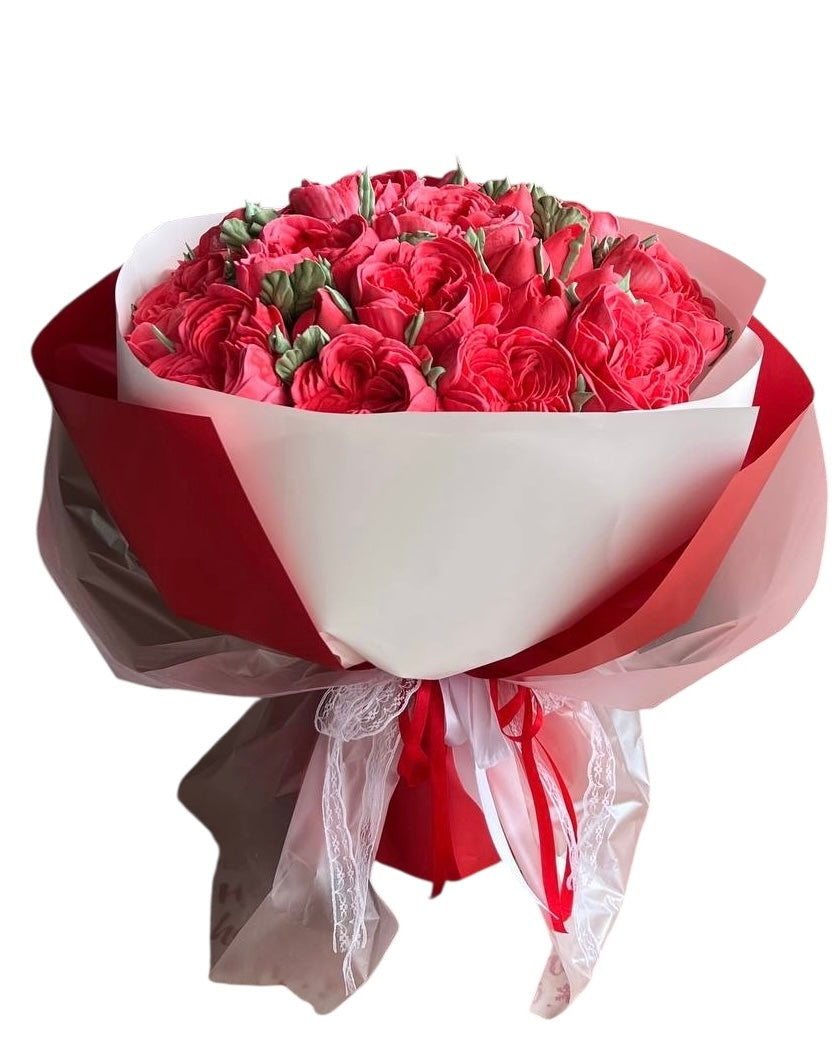 Buchet comestibil din marshmallow – trandafiri roșii, gust din suc de mere