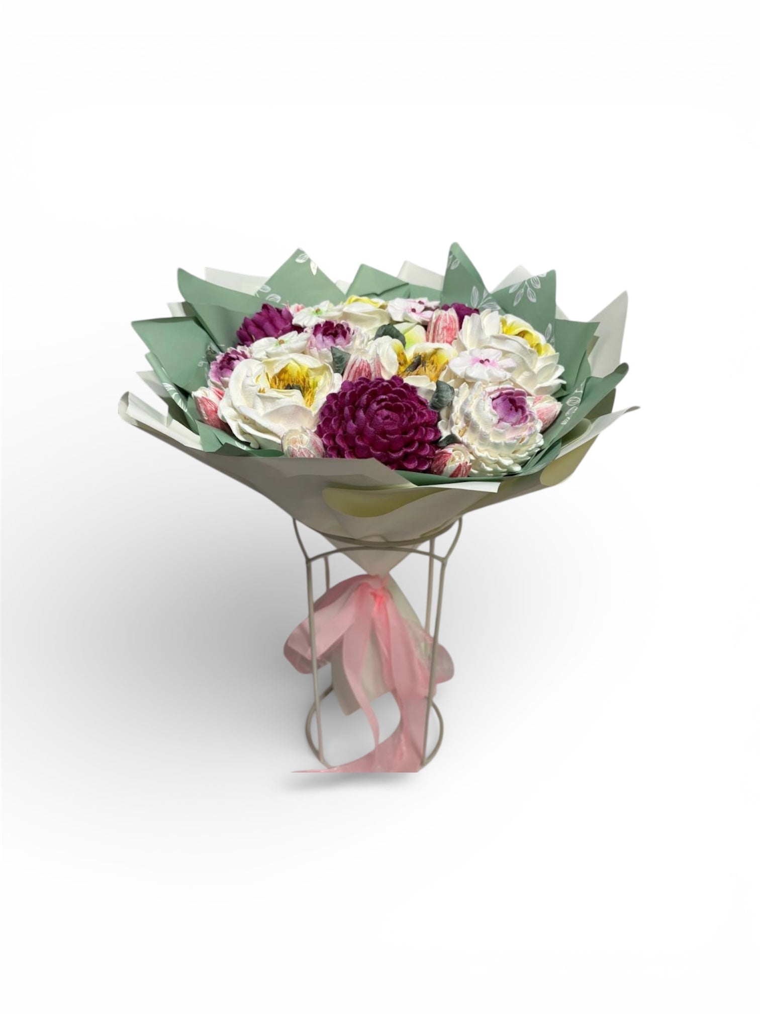 Buchet comestibil din marshmallow – flori albe & burgundy