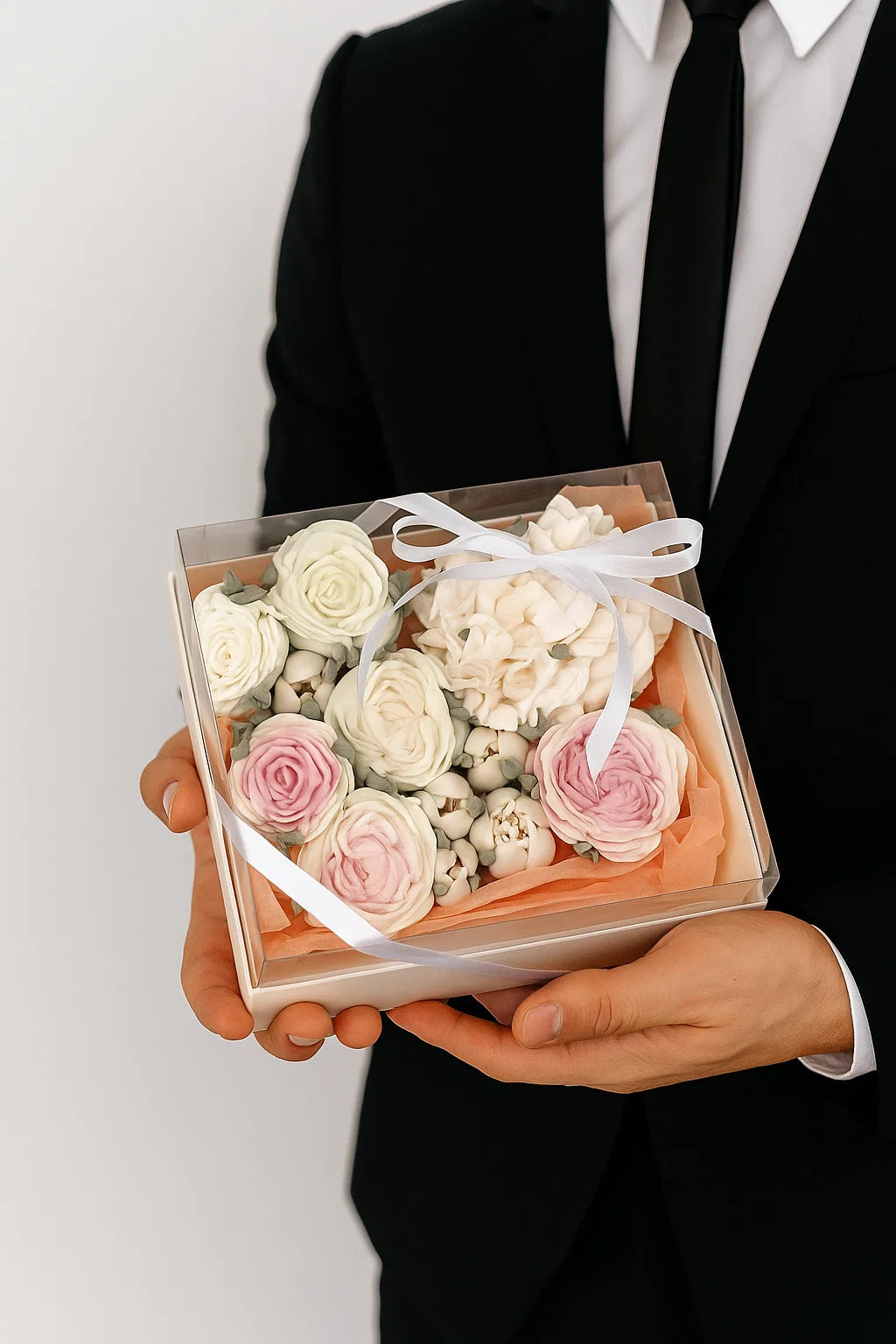 Cutie cu flori dulci din marshmallow